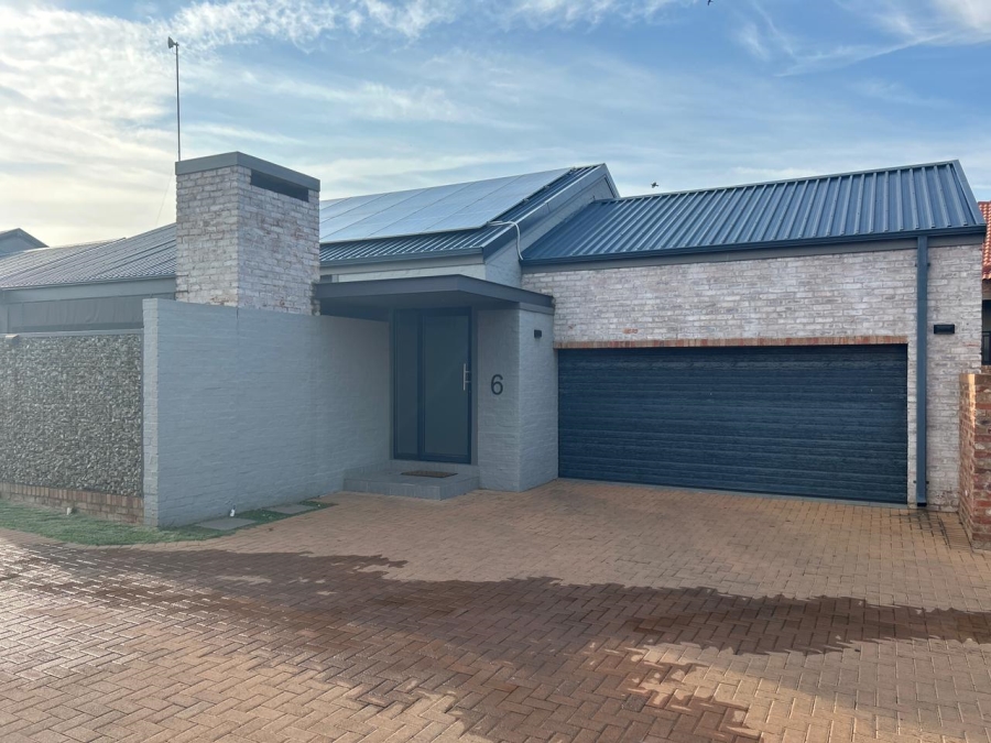 To Let  Bedroom Property for Rent in Lifestyle Estate North West